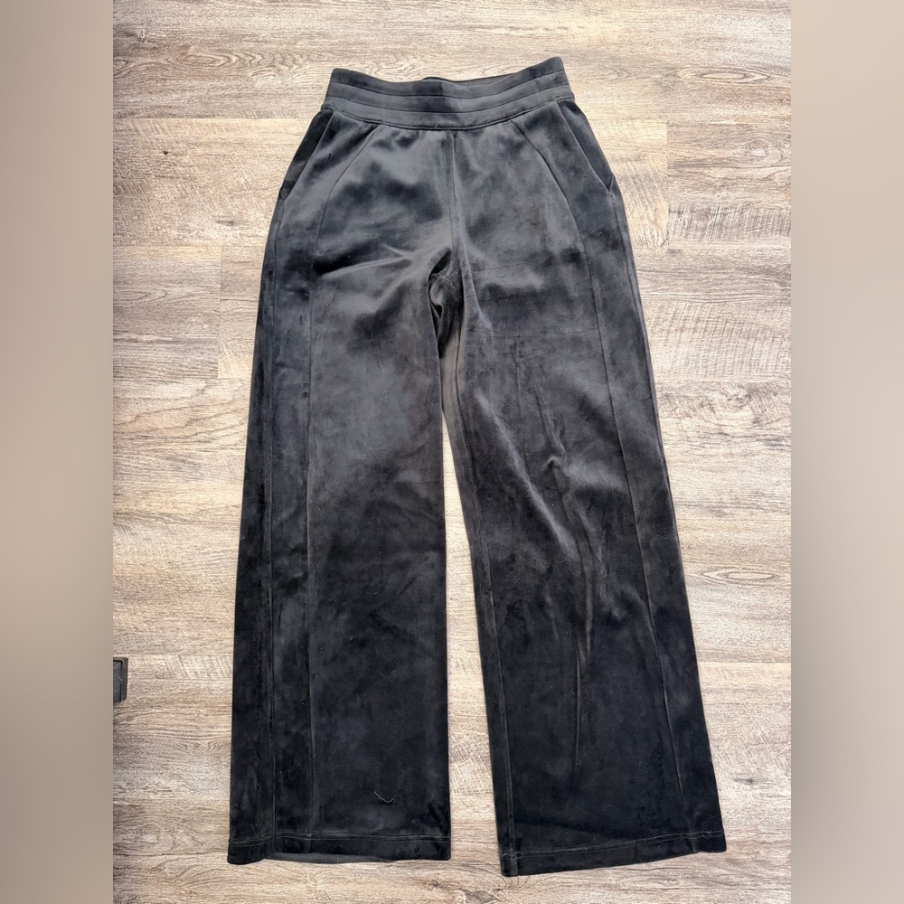 Lululemon Mid-Rise Wide Leg Velour